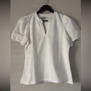 Women’s White Puff-Sleeve Split-Neck Top